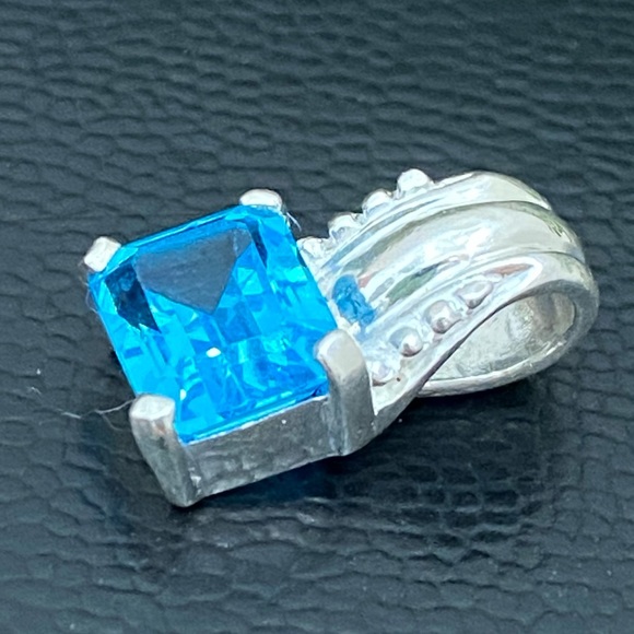 Sterling Silver SCBS 925 Emerald Cut Blue Topaz CZ Cubic Zirconia Pendant 2.9g - Picture 8 of 15